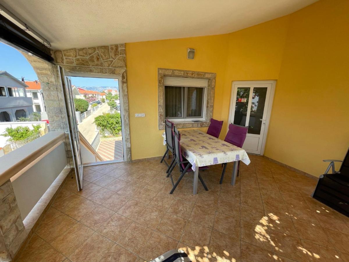 Apartements Delfin Vir Exterior photo