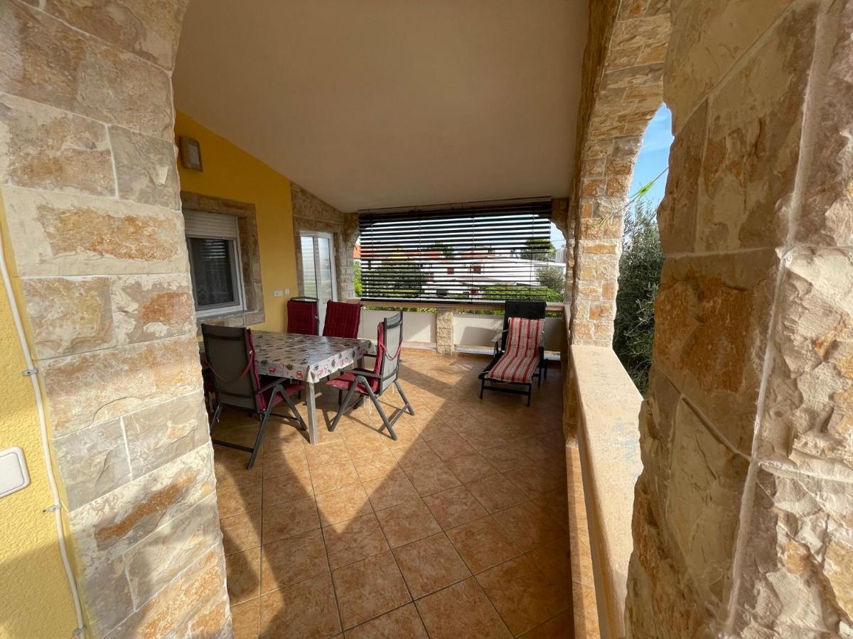 Apartements Delfin Vir Exterior photo