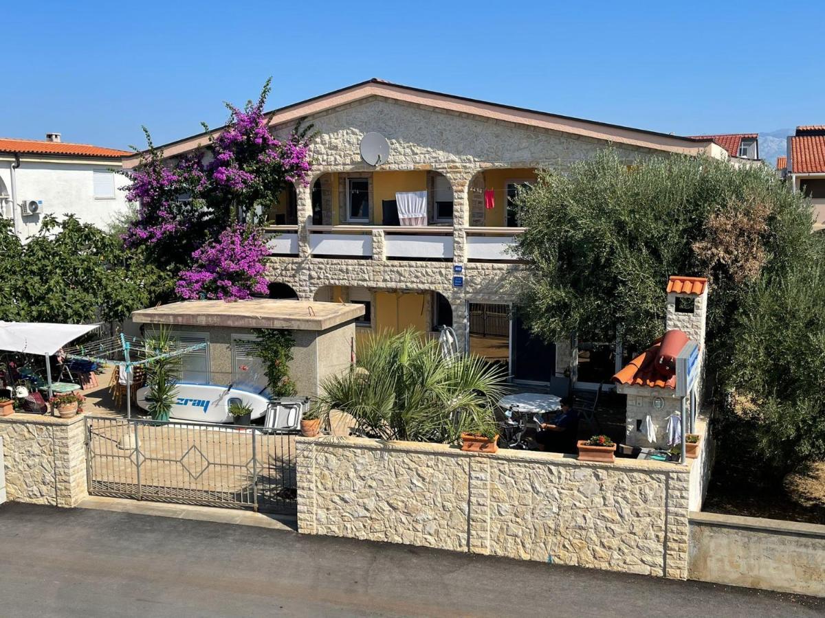 Apartements Delfin Vir Exterior photo